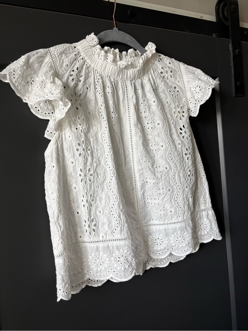 100% Cotton White Eyelet Lace Ruffle Neck Blouse - Picture 2 of 7